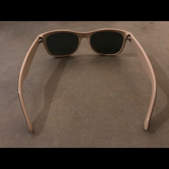 Ray Ban Wave Farer - Picture 2 of 5
