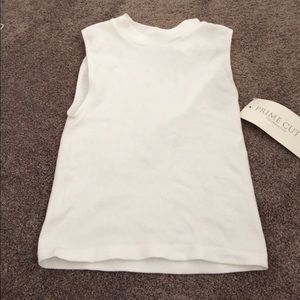 Tight fitting tank top