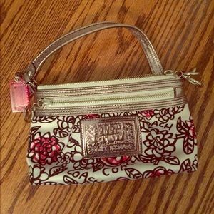 Poppy by Coach Wristlet