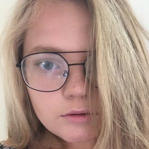 Meet your Posher, Jade