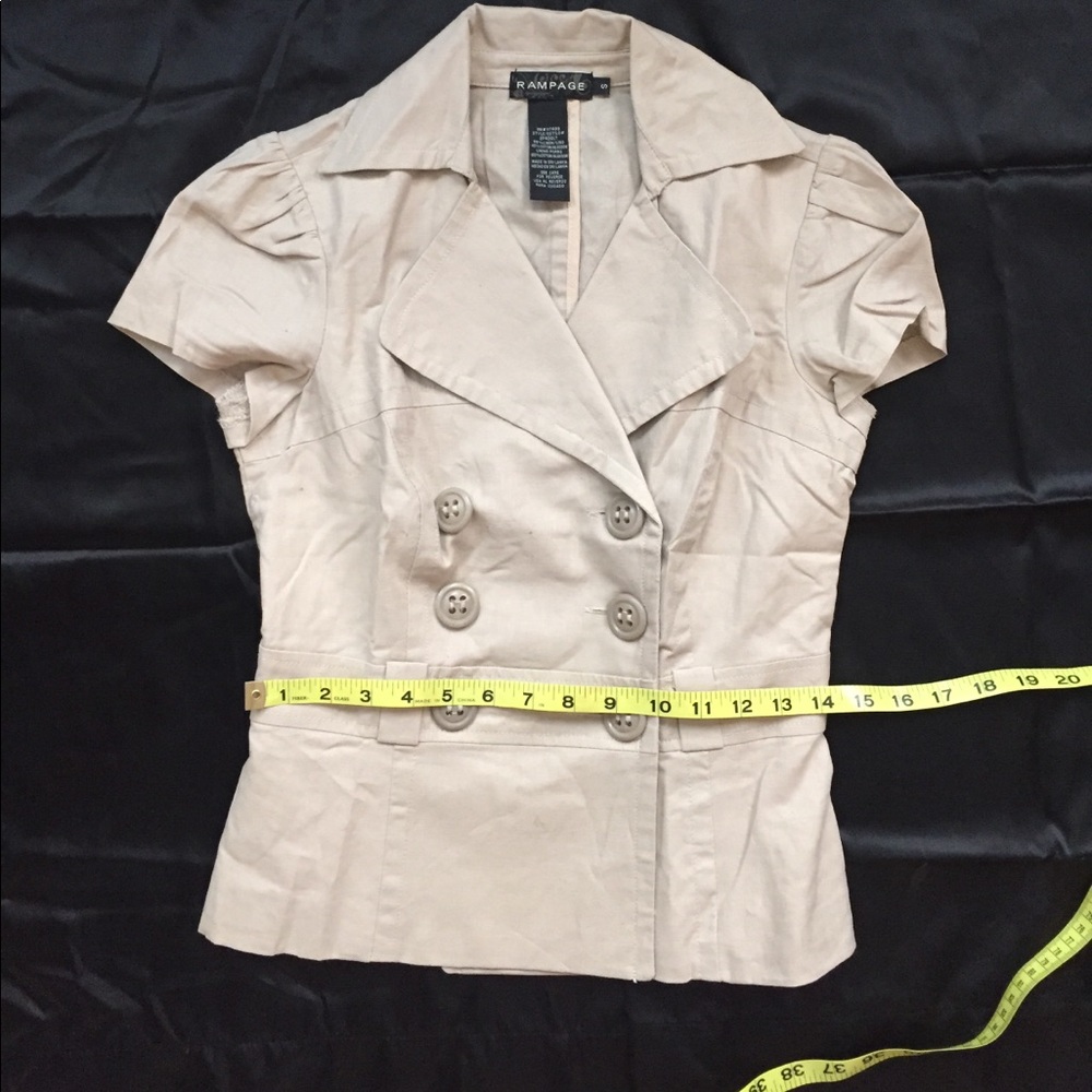 Short sleeve khaki blazer
