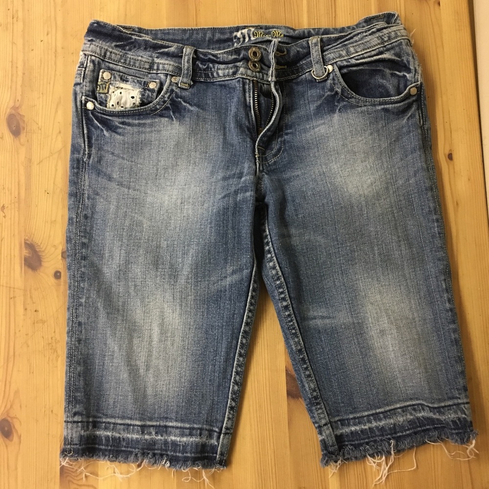Miss Me lace Bermuda cut off shorts 29
