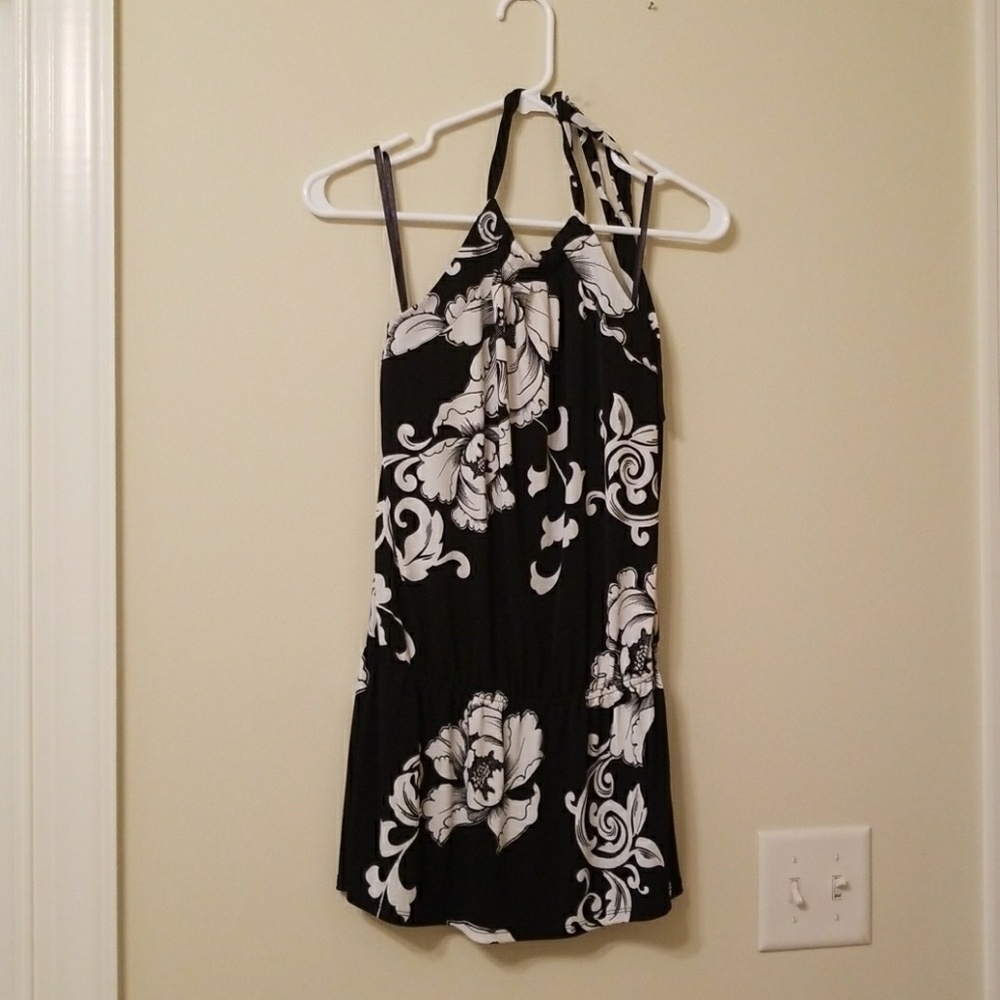 White house black market dressy tie back tank