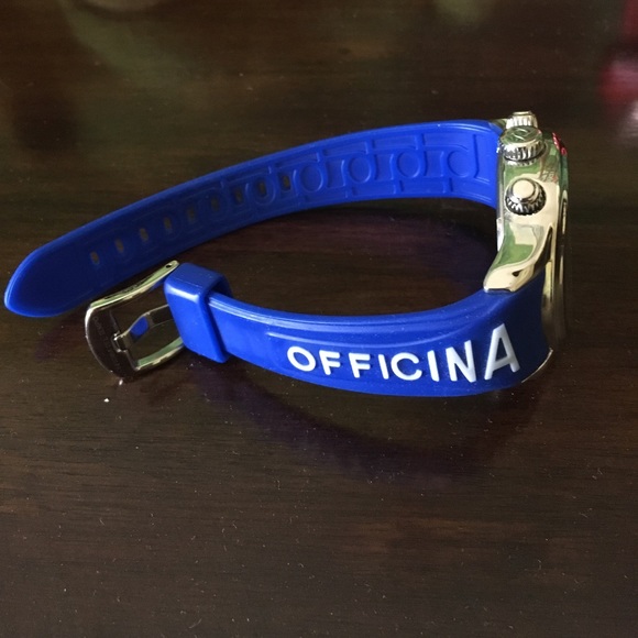 Watches - Picture 2 of 4