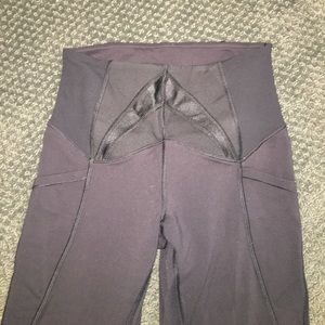 high waist leggings pockets on thigh