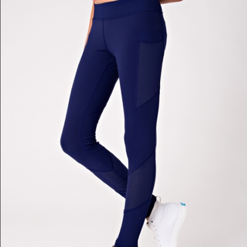 NWOT Ivivva Challenge Ready Pant
