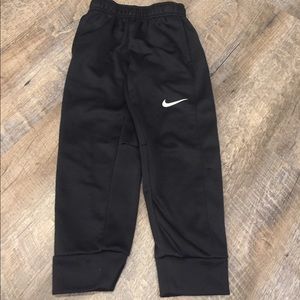 Kids Nike Joggers & Hoodie