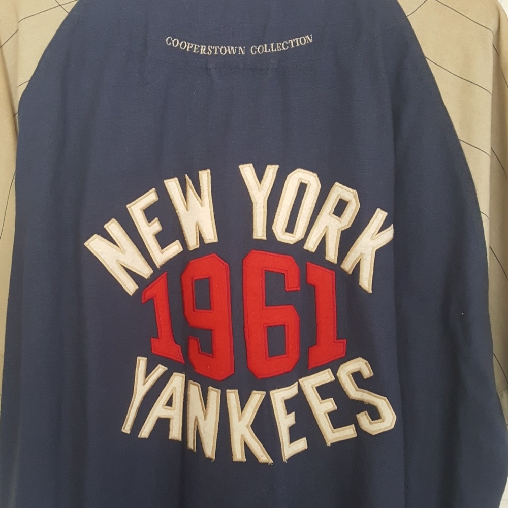 ⚾️Vintage Cooperstown Collection ⚾️Yankees Jersey