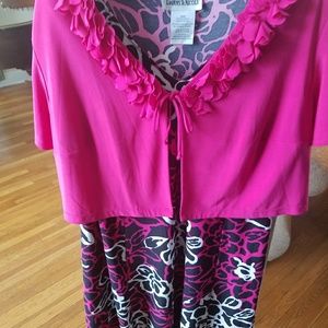 Great dress for any occasion. Two pieces!