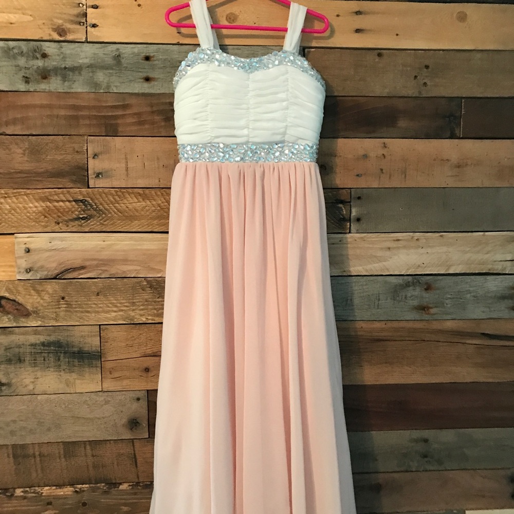 Girls Size 8 Formal Dress