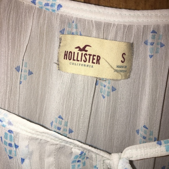 Hollister white sheer loose blouse top - Picture 4 of 4