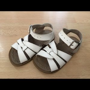 Salt Water Sandals by Hoy 8T
