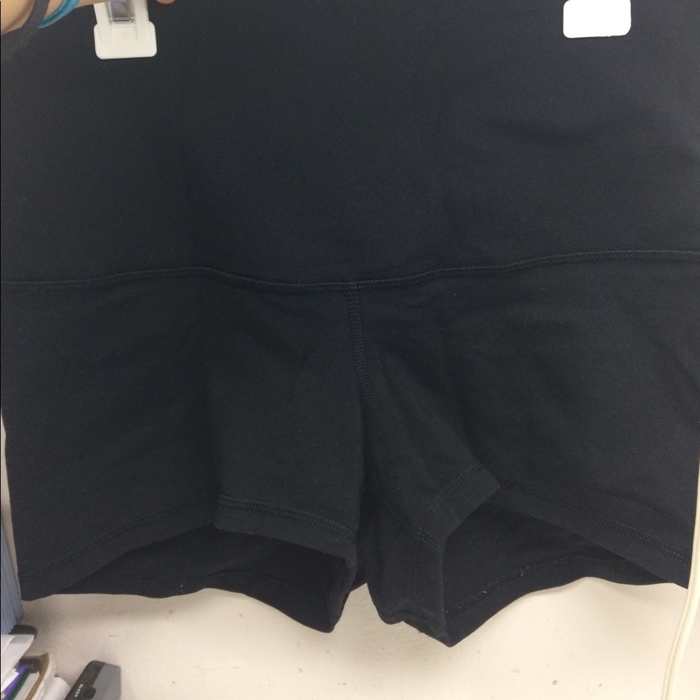 Black Lululemon spandex