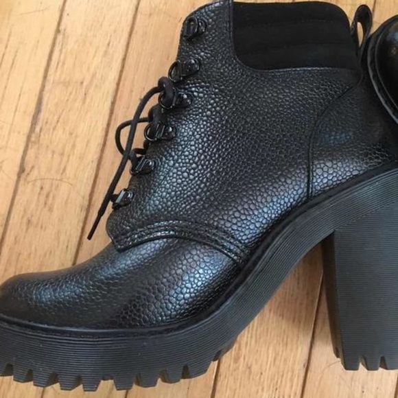 black heeled doc martens