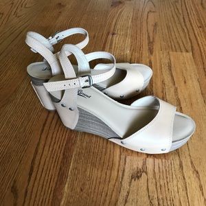 Lucky Brand Wedges Size 9