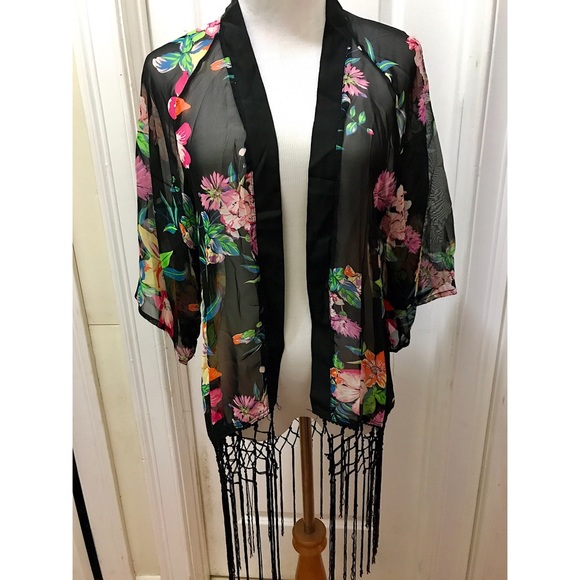 Tops - Floral kimono