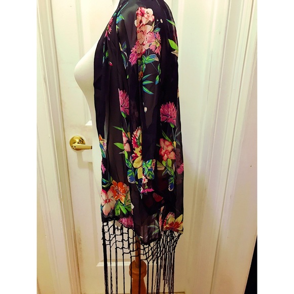 Floral kimono - Picture 3 of 3