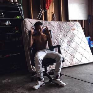 Meet your Posher, Thawng