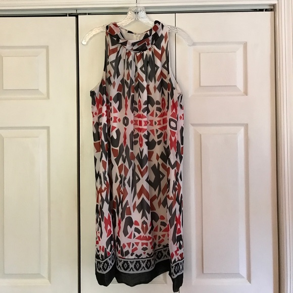 Patterned Dress - Picture 1 of 5