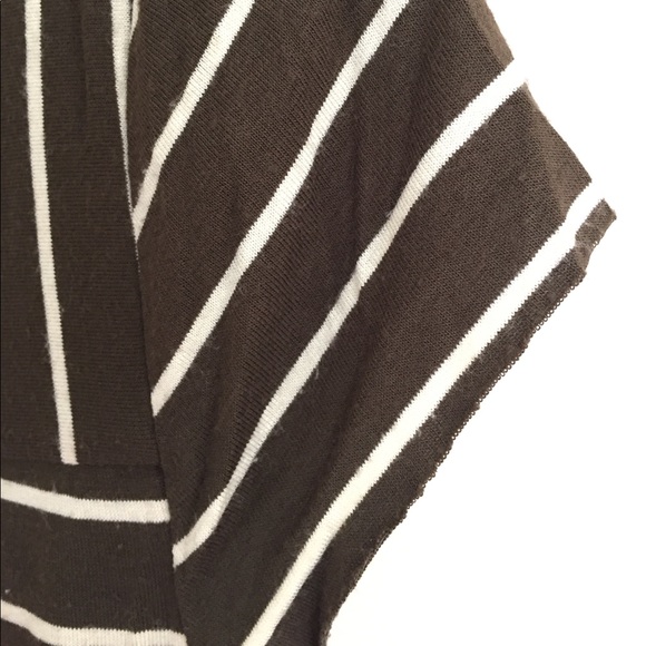 ANTHROPOLOGIE Bailey 44 Top - Picture 4 of 8