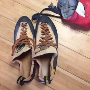 Climbing shoes