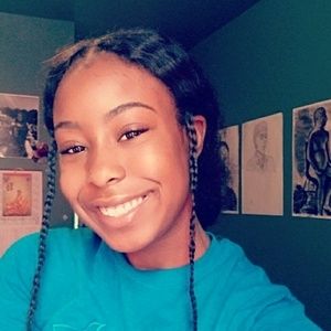 Meet your Posher, Jasmine