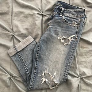 American Eagle Distressed Artist Crop