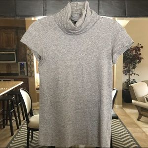 Theory Heather Grey Turtleneck T - Medium