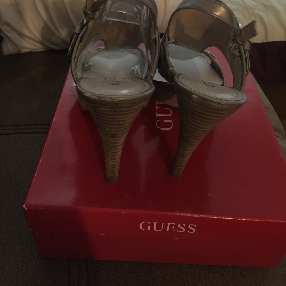 High heels - Picture 3 of 3