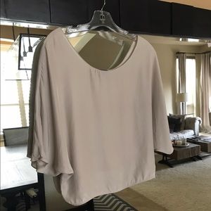 Vince Dolman Sleeved Cropped Blouse