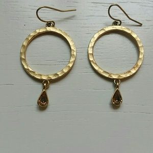 Express earrings