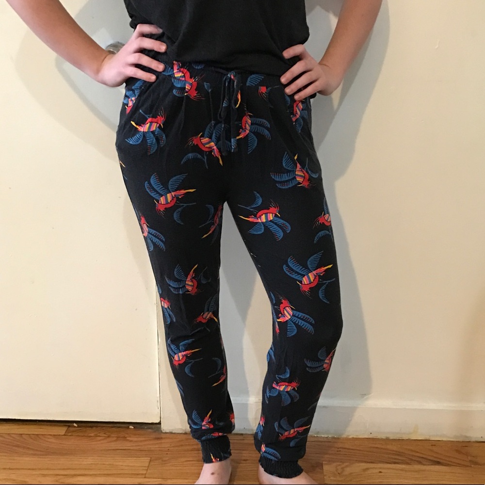Size Small Parrot Stretchy Joggers