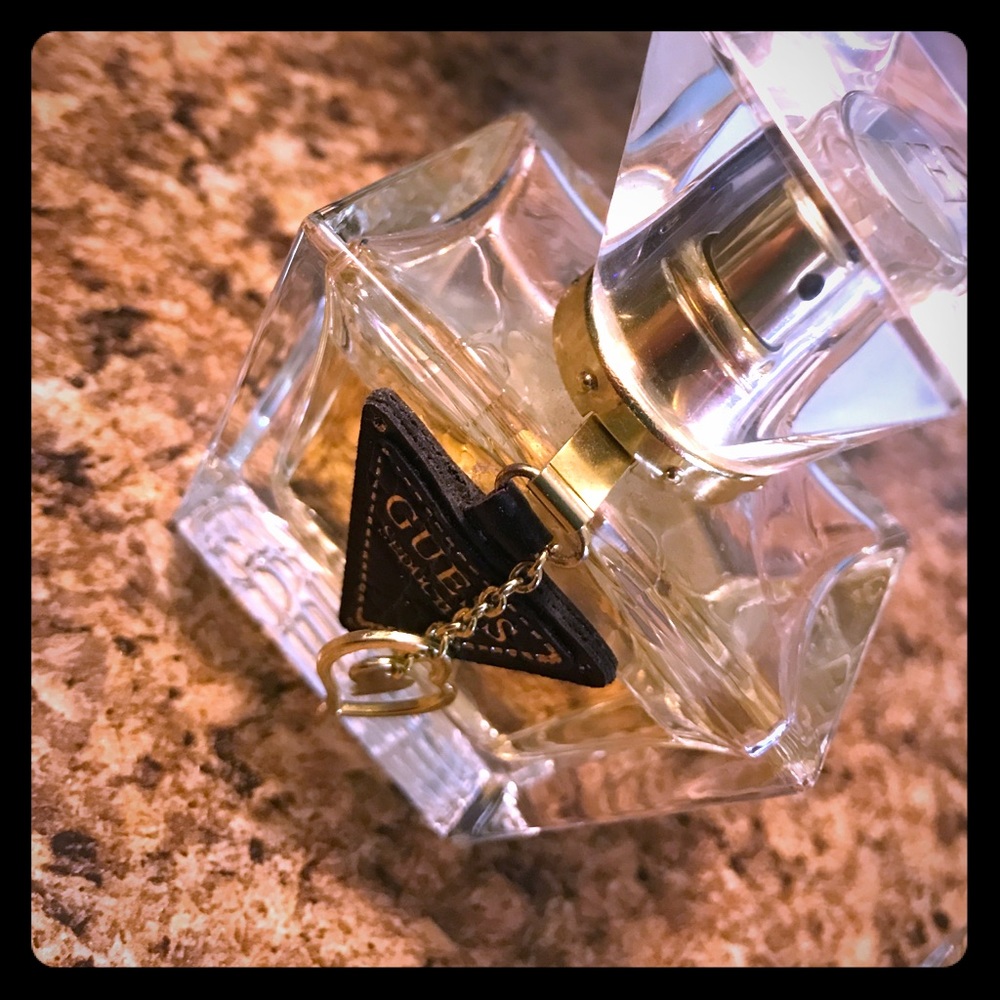 Guess perfume SEDUCTIVE