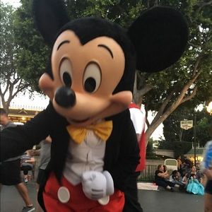 Meet your Posher, Alma