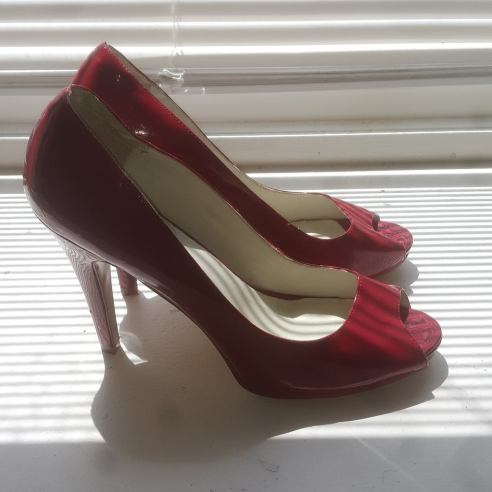 Nine west peep toe escher pumps