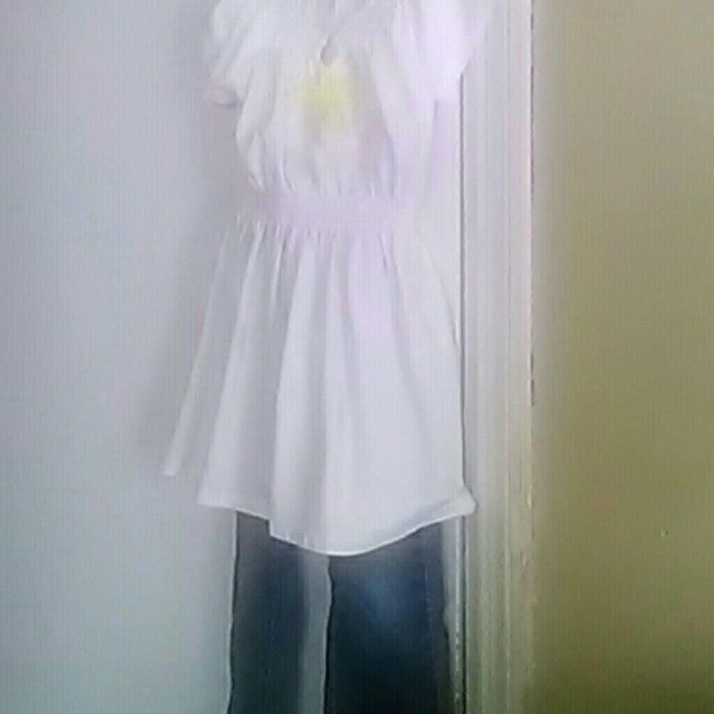Gap girls tunic yellow in color and beige with osh