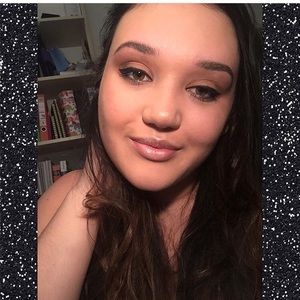 Meet your Posher, Nita