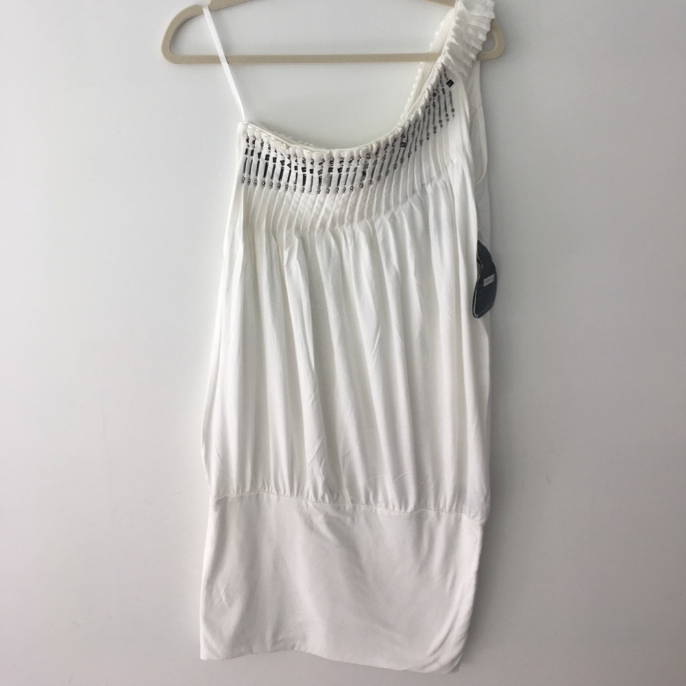 Little white dress