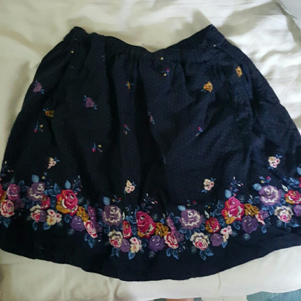 Heritage flowered skirt S