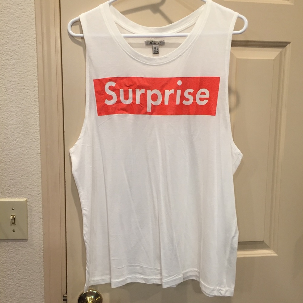 Zara graphic Surprise muscle tank sz M