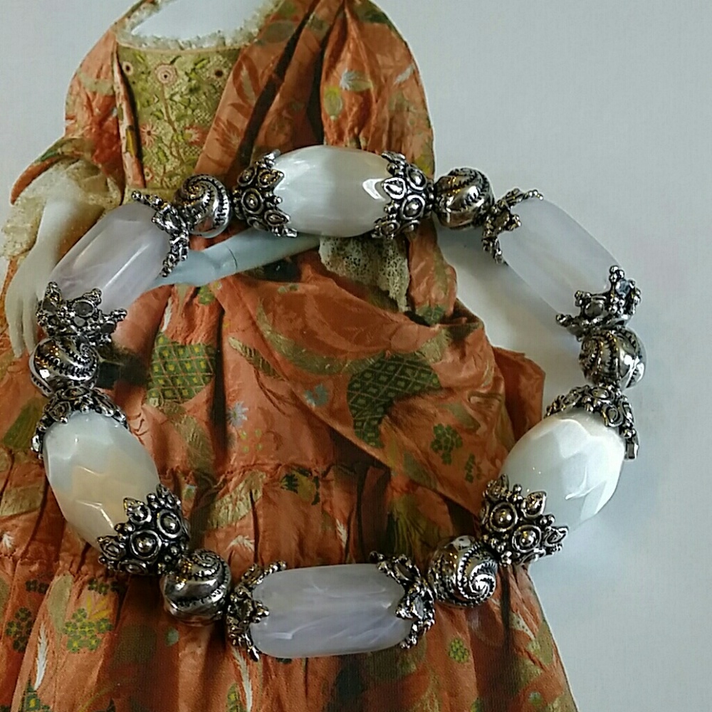 Boutique Bracelet NWOT