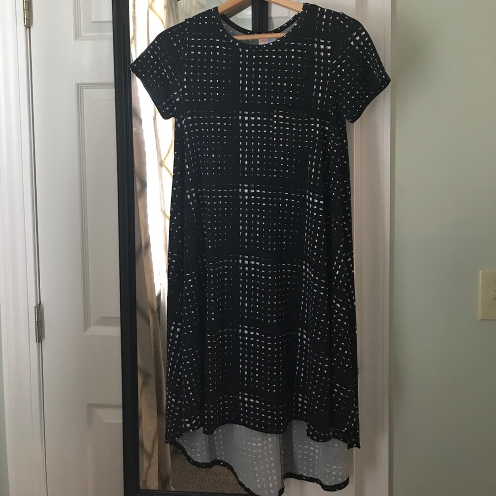 Lularoe XS Carley! New without tags, never worn!