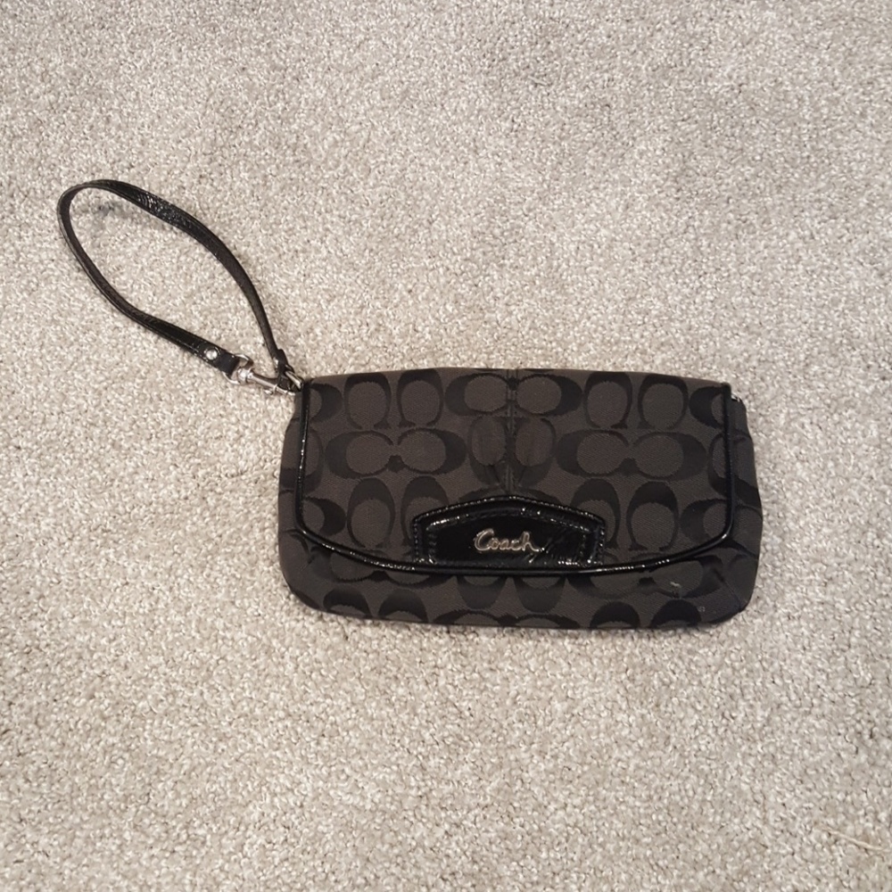 Coach | Wristlet