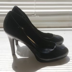 Jessica Simpson platform patent pumps