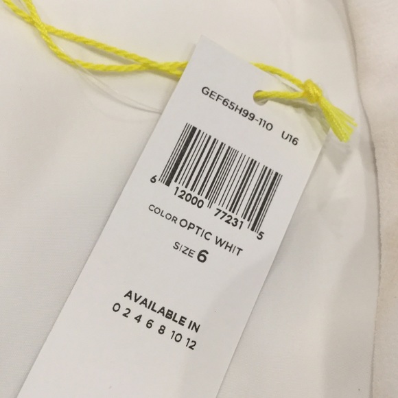 🌹NEW High-Neck Ruffle Dress🌹 - Picture 5 of 7