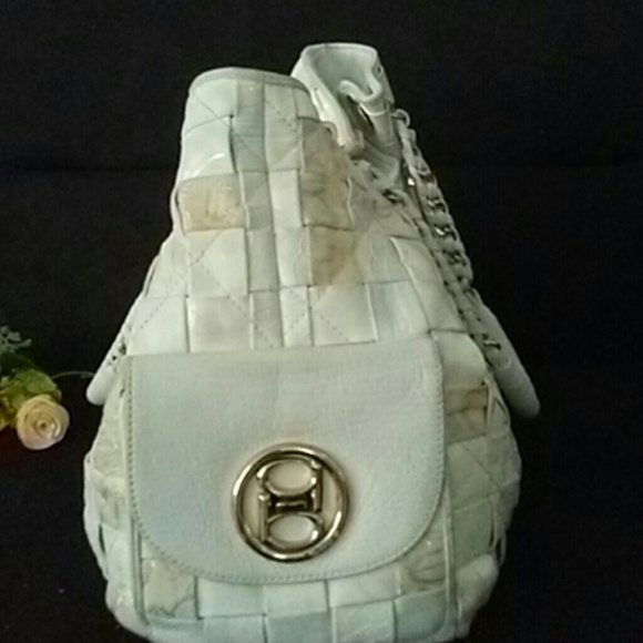 *BEAUTIFUL BEBE PURSE* - Picture 3 of 6