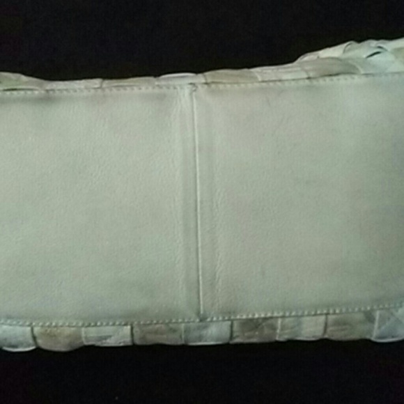 *BEAUTIFUL BEBE PURSE* - Picture 6 of 6