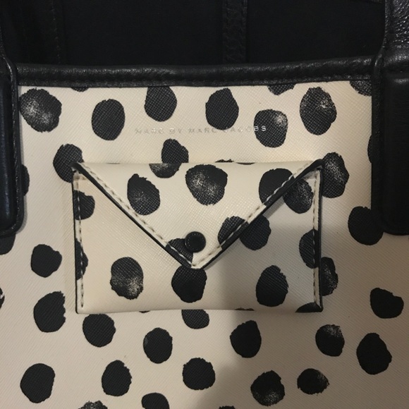 Marc Jacobs Tote Bag - Picture 2 of 6
