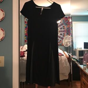 Kensie black swing dress