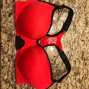 Vs pink sports bra